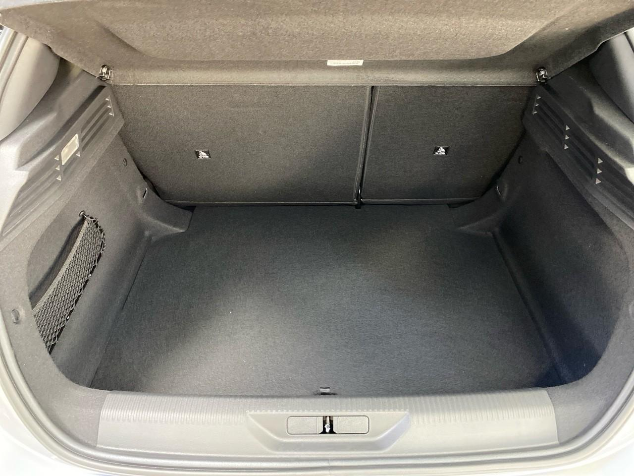 Peugeot 308 1.2 hybrid 145ch allure e-dcs6 — photo 6