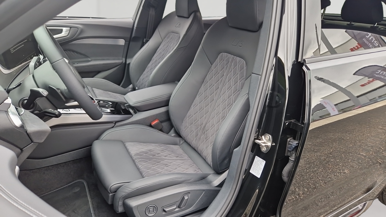 Audi A5 e-hybrid 299 ch S tronic 7 Quattro — photo 19