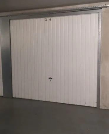 Garage à louer