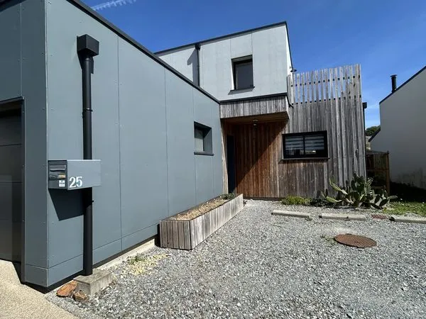 Maison 4 pièces 110 m² — Fougères (Proche Forum)