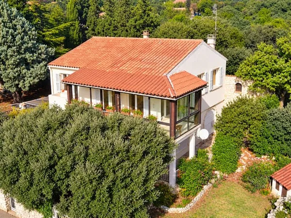 Maison 6 pièces 160 m²
