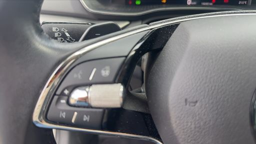 Skoda Octavia 1.5 eTSI 150 DSG7 - Business – 2023 – 156283 km – Hybride essence – Boîte Automatique — photo 28