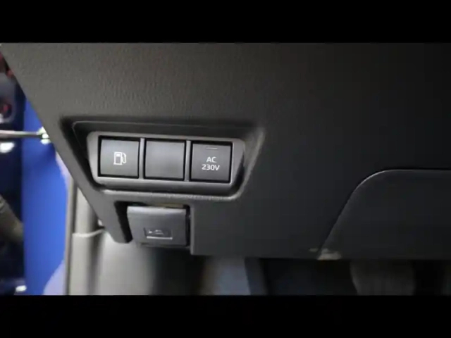 Toyota Prius hybride rechargeable 223ch dynamic ph — photo 15