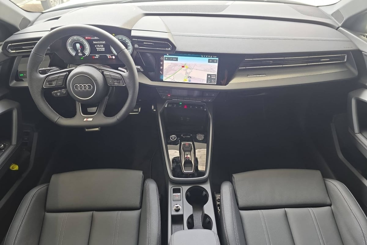Audi A3 Sportback — photo 12