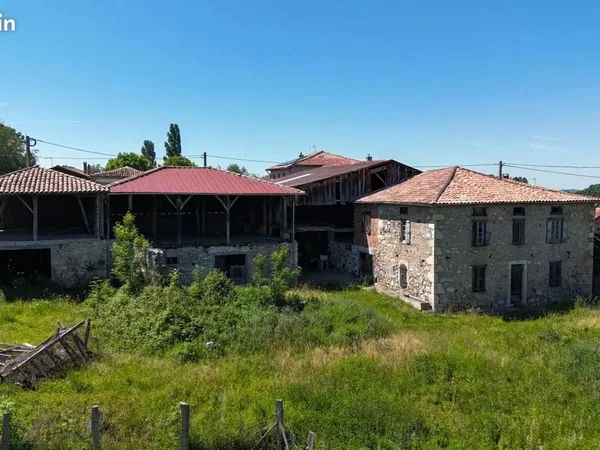 Ferme 4 pièces 160 m²