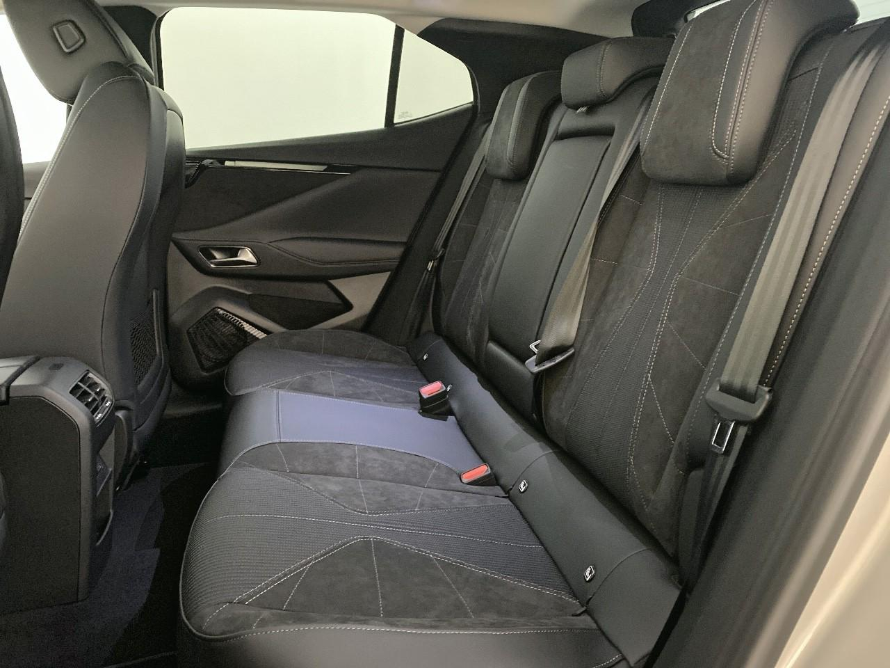 Ds Ds 4 bluehdi 130 eat8 etoile - alcantara — photo 10