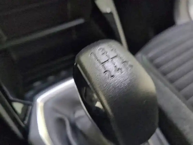 Peugeot 208 puretech 75 s&amp;s bvm5 — photo 14