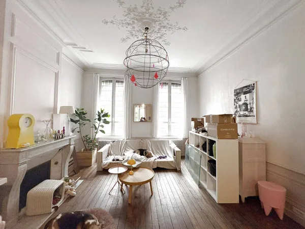 Maison 9 pièces 230 m²