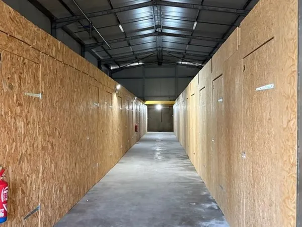 Box garde meuble Pontivy