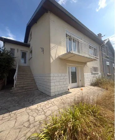 Maison avec terrain