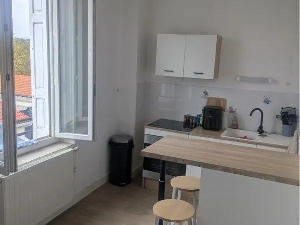 Location F3 Sury le comtal