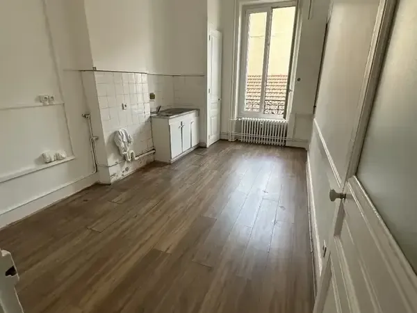 T4 saint-étienne bellevue  1er étage