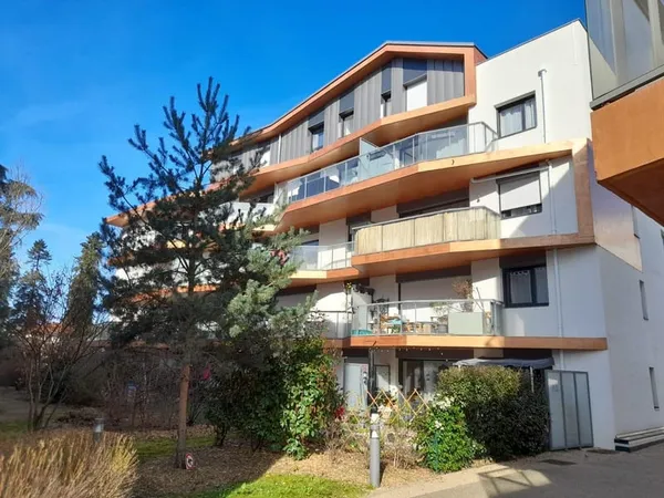 Appartement 5 pièces 96 m²