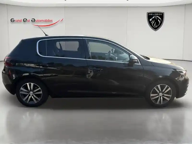 Peugeot 308 1.2 puretech 130ch ?6.c s&amp;s allure — photo 7