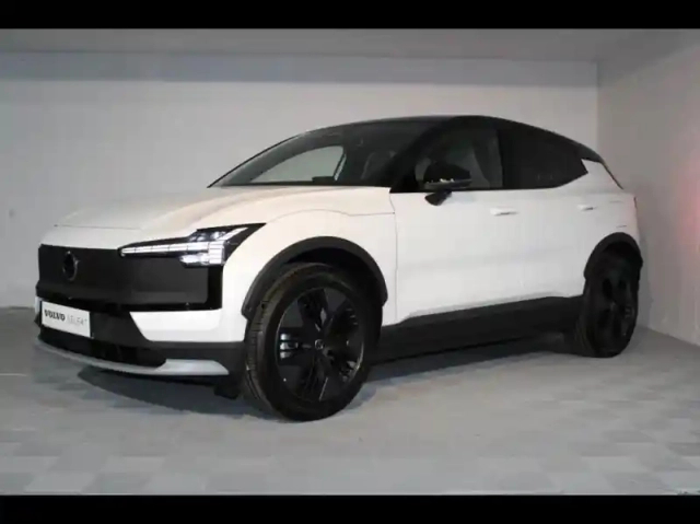 Volvo Ex30 cross country twin performance 428ch ultra — photo 1
