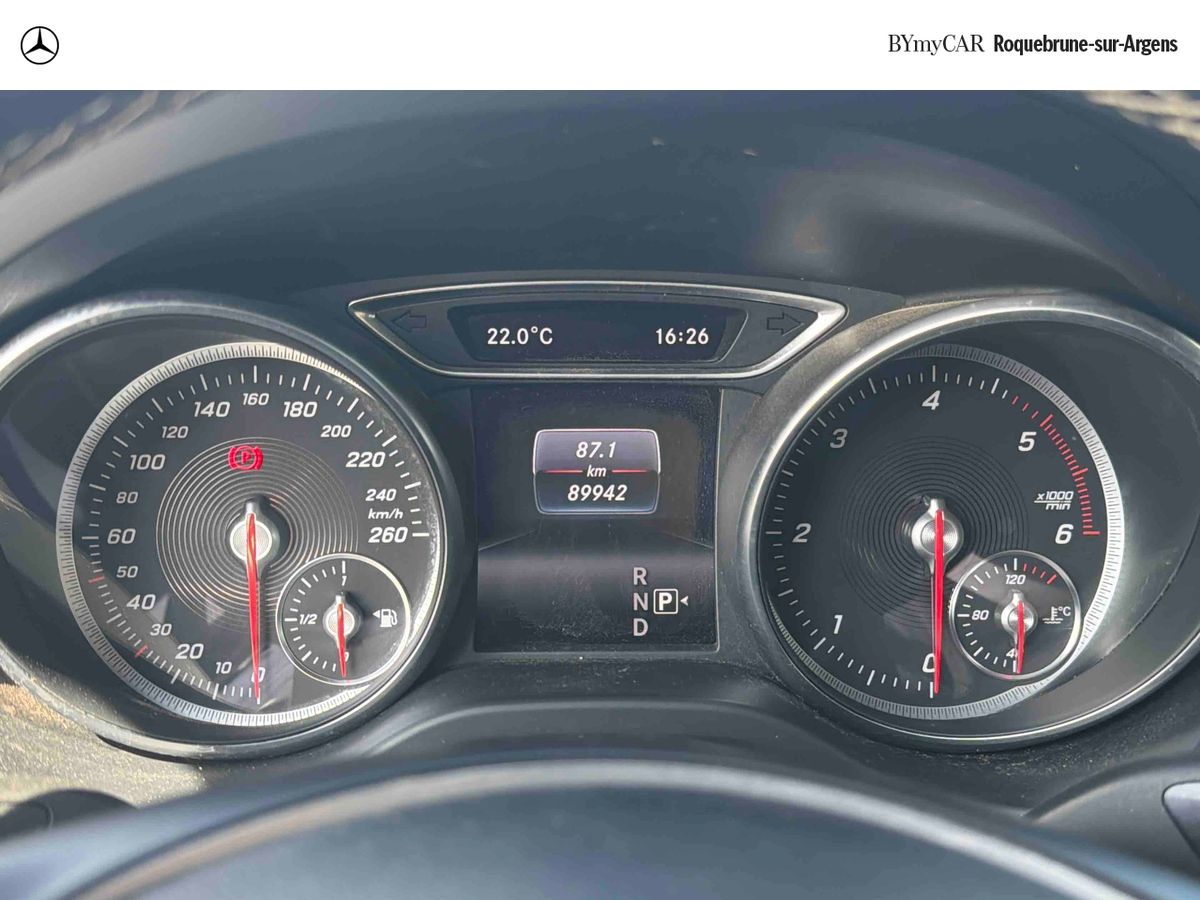 Mercedes GLA 180 d 7-G DCT — photo 15