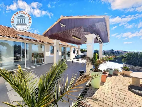 Maison de plain-pied 4 pièces 104 m²