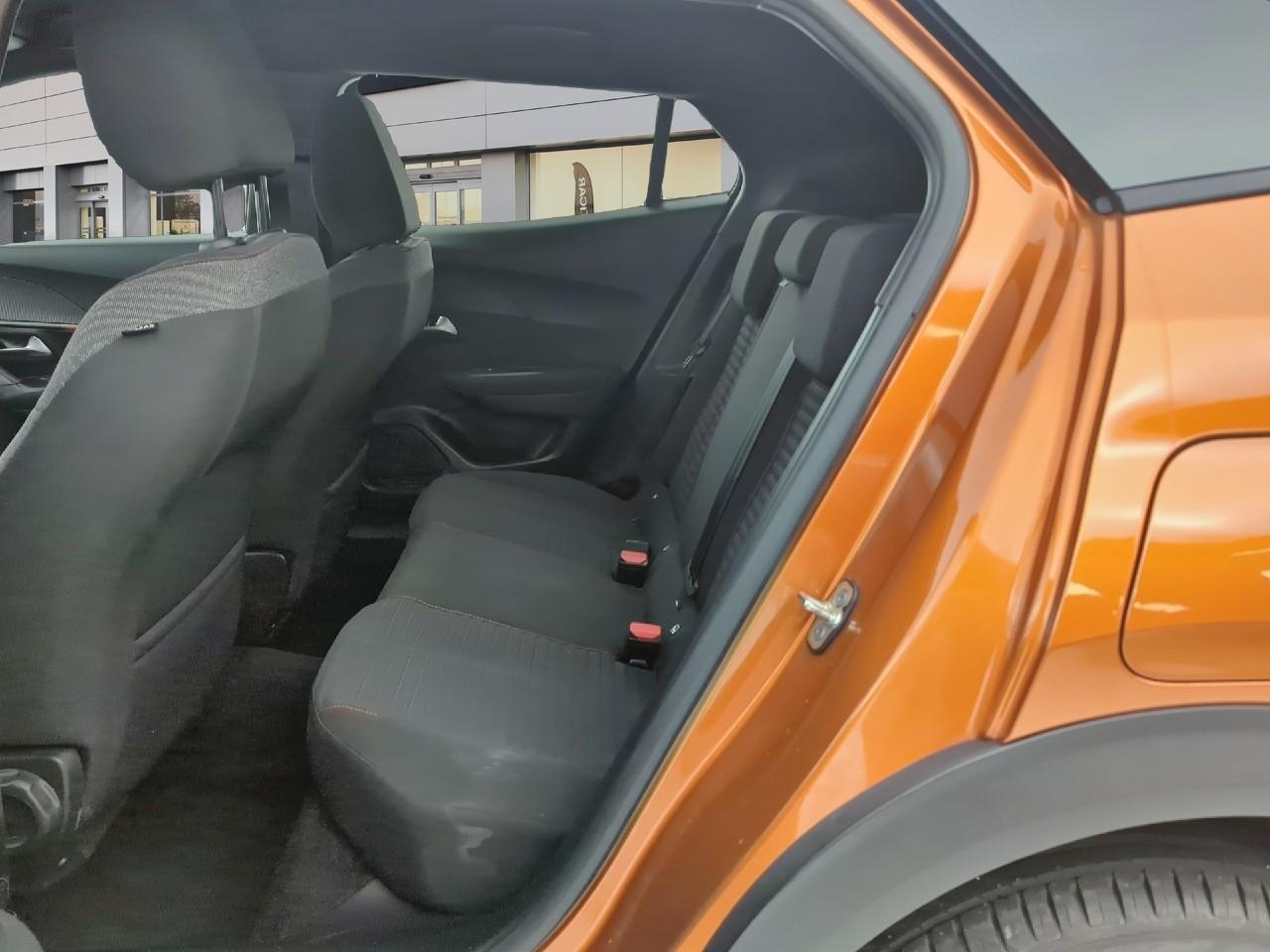 Peugeot 2008 puretech 100 s&s bvm6 active pack — photo 10