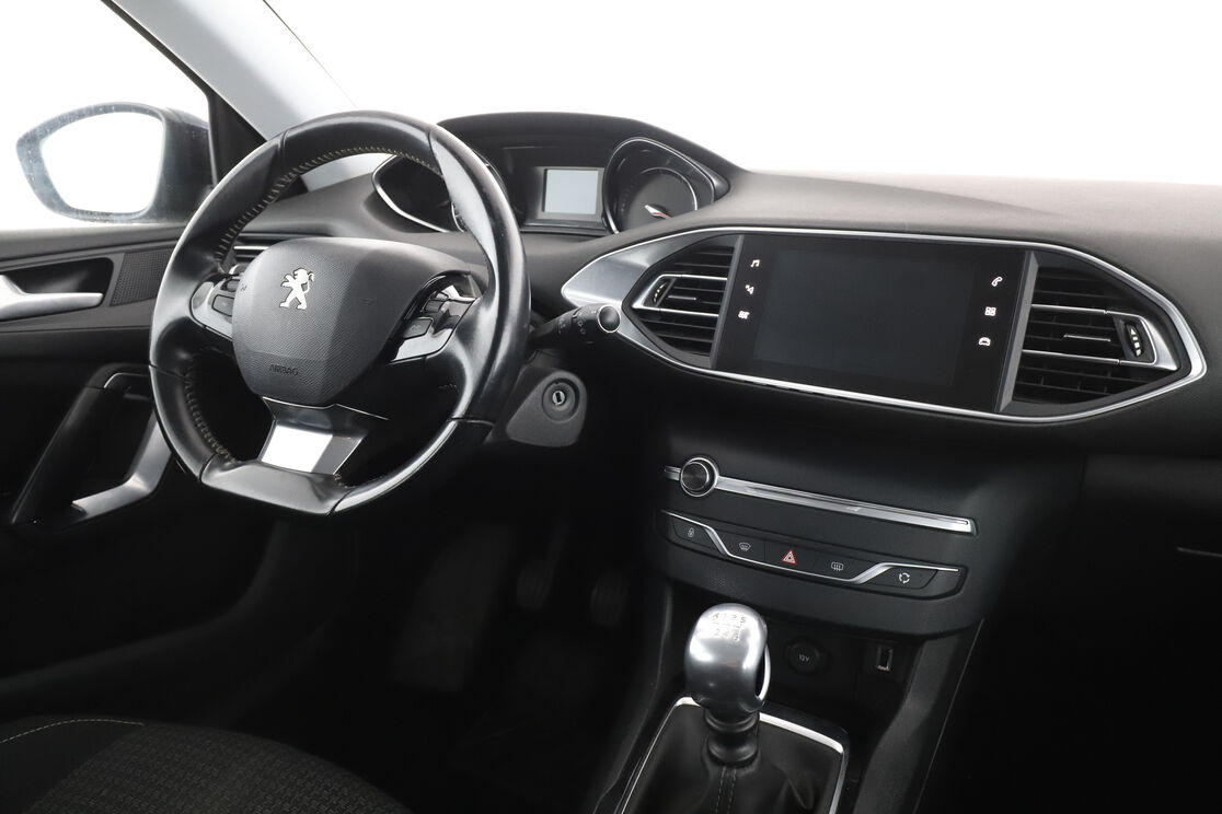Peugeot 308 SW 1.5 Blue-HDi Active Business — photo 12