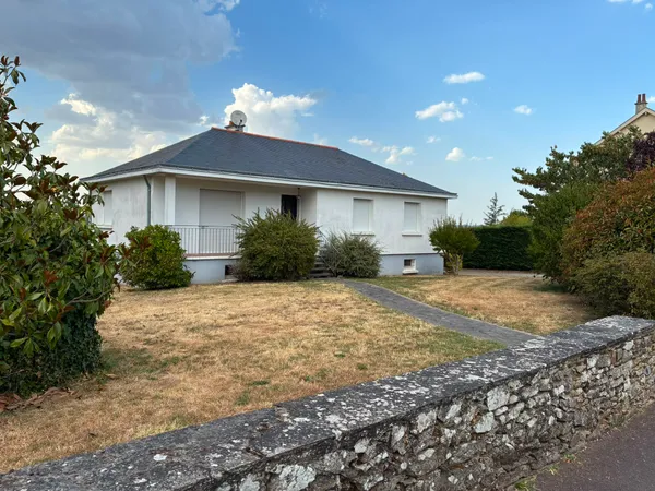 Vends maison avec jardin