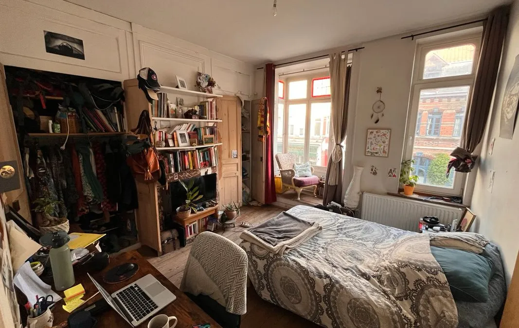 Photo 1