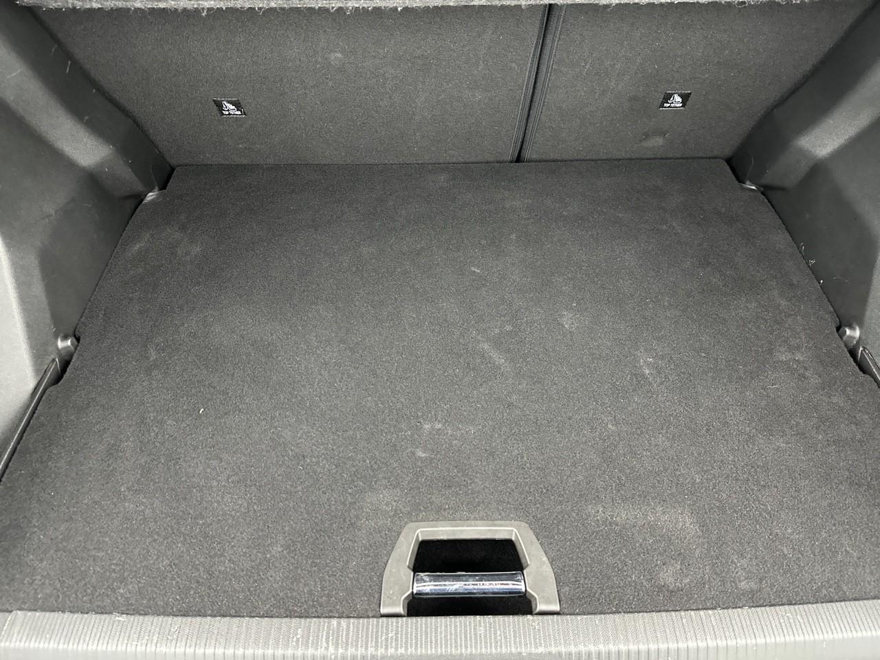 Peugeot 2008 puretech 100 s&s bvm6 allure — photo 6