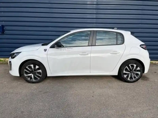 Peugeot 208 1.2 100ch s&amp;s style — photo 2