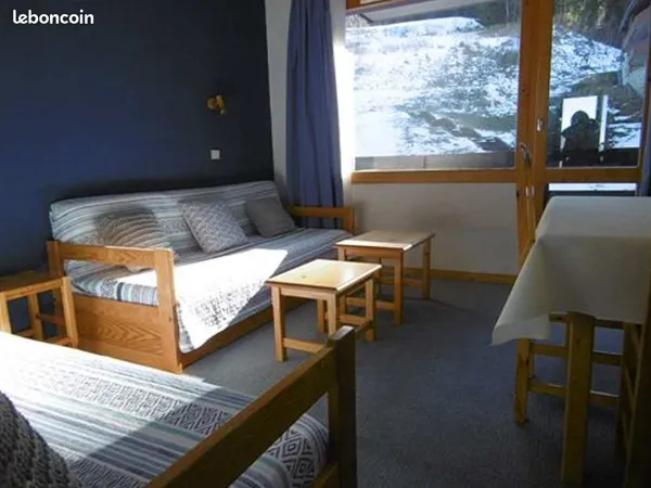 Appartement 2 pièces lumineux traversant avec balcon exposé plein sud Cheval Blanc 25,6m²