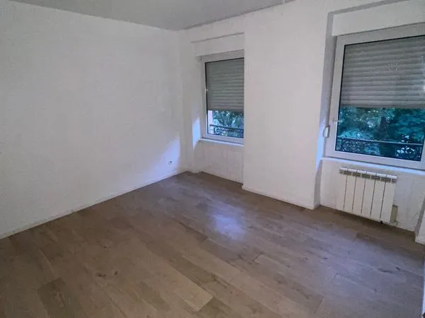 Appartement F2/T2 rénové et lumineux - Mulhouse Marché / Tram