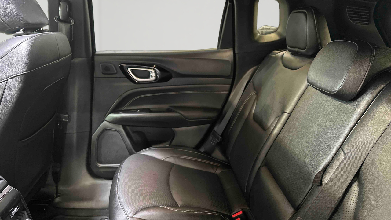 Jeep Compass 1.3 PHEV T4 240 ch 4xe eAWD — photo 32