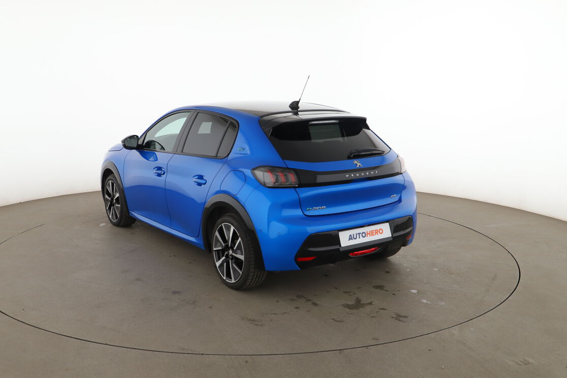 Peugeot 208 Electrique 50 kWh GT — photo 3