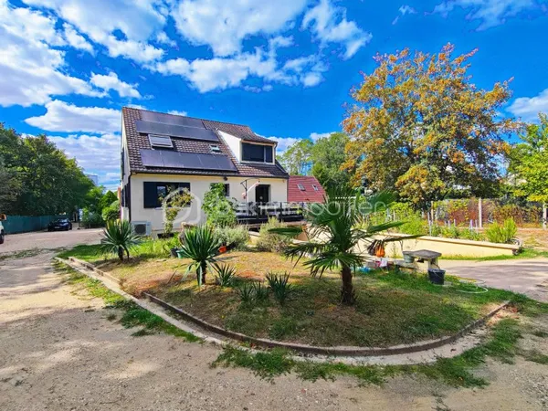 Maison 6 pièces 150 m²