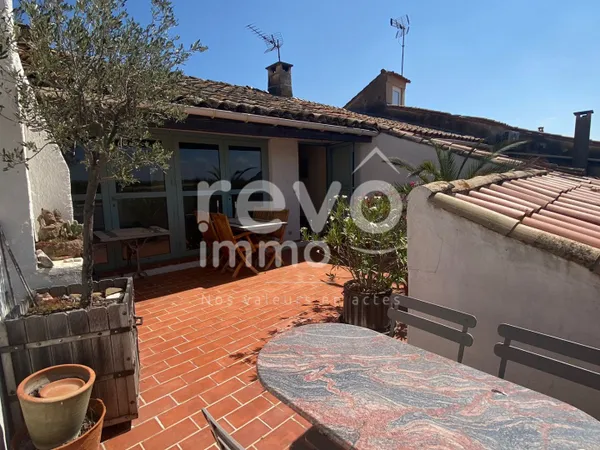 NEZIGAN L'EVEQUE : Appt. duplex avec 3 terrasses et une magnifique vue. 91 m²  hab.  type T3