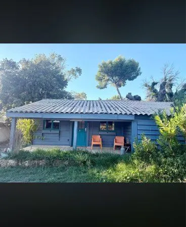 Location chalet bleu