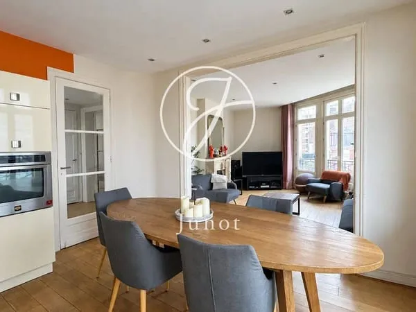 Appartement 3 pièces 79 m²