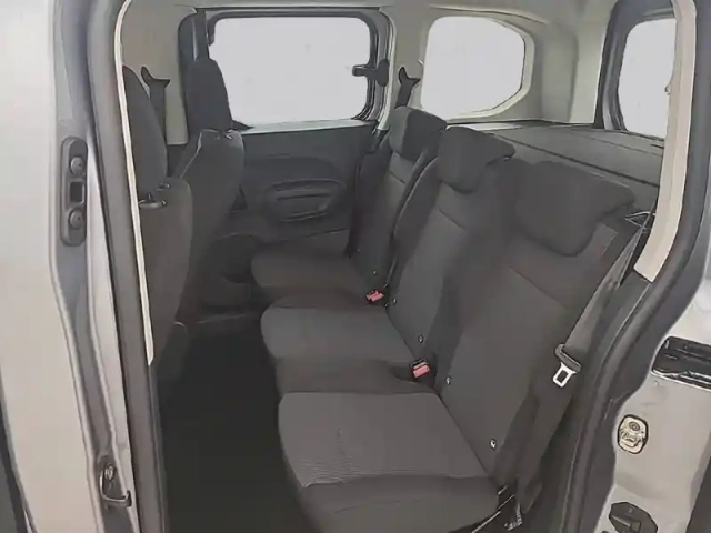 Citroën Berlingo e- taille m 136 ch 100 kwh automatique — photo 34