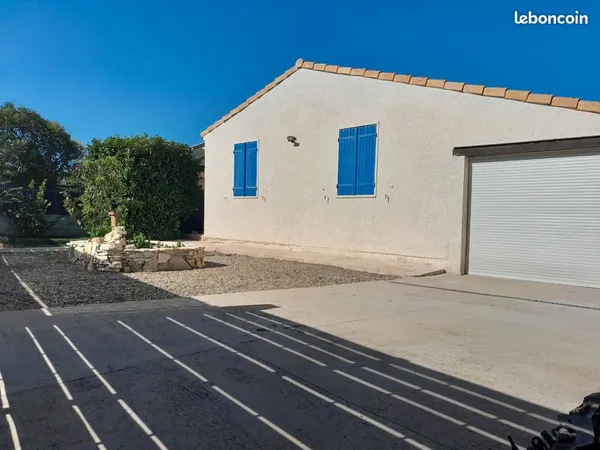 Maison plain et son agréable jardin