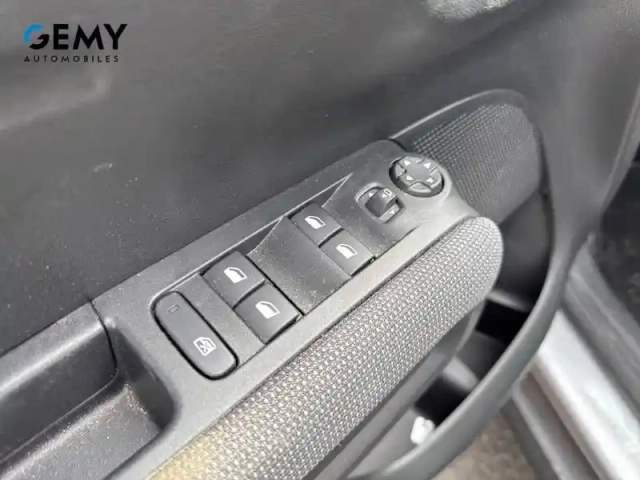 Citroën C3 Aircross puretech 130 s&amp;s eat6 — photo 12