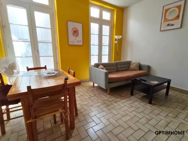 Ensemble immobilier déjà loué - Appartement 2 chambres + studio - Rochefort