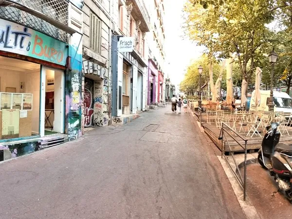 Location local commercial Cours Julien