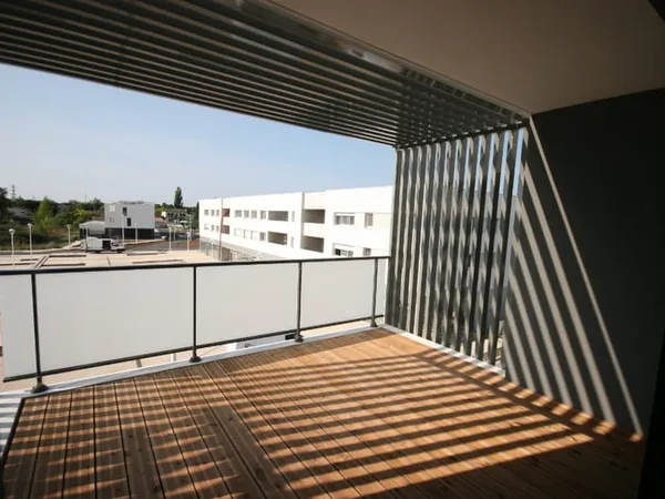 T3 avec terrasse à VILLENAVE D'ORNON