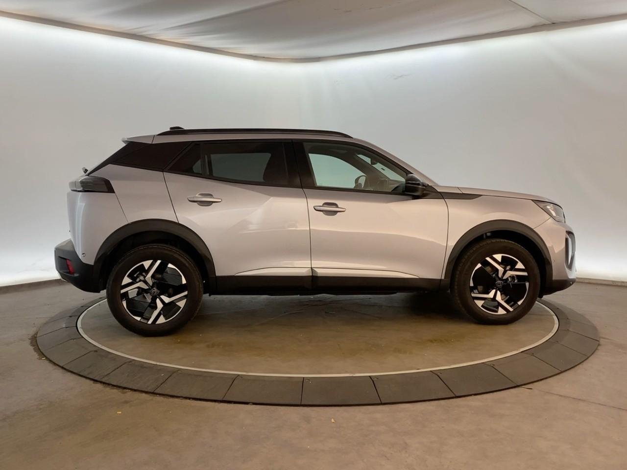 Peugeot 2008 hybrid 145 ch e-dcs6 allure — photo 4