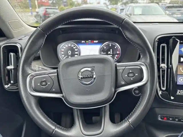 Volvo Xc40 d3 adblue 150 ch geartronic 8 — photo 9