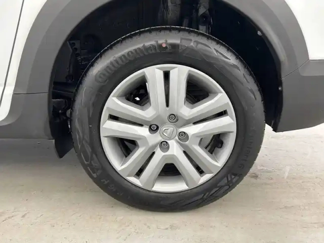 Dacia Jogger tce 110 5 places — photo 29