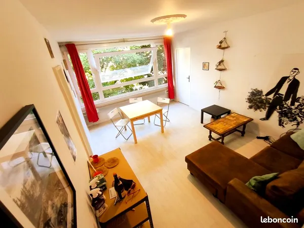 Appartement 3 chambres, spacieux et lumineux, DPE C, parties communes neuves