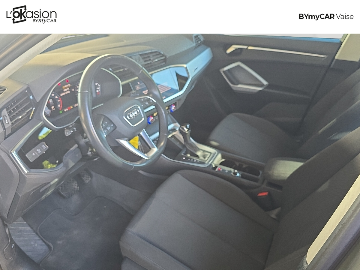 Audi Q3 35 TFSI 150 ch S tronic 7 — photo 10