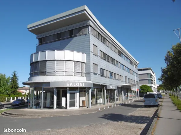 Bureaux économiques dès 69m² - Mérignac Pied du Tram A