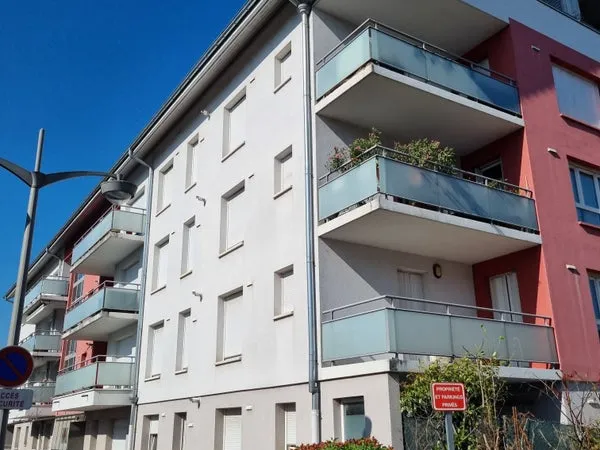 Colocation 3 chambres – Appartement refait à neuf