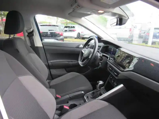 Volkswagen Polo 1.0 tsi 95 s&amp;s dsg7 — photo 30