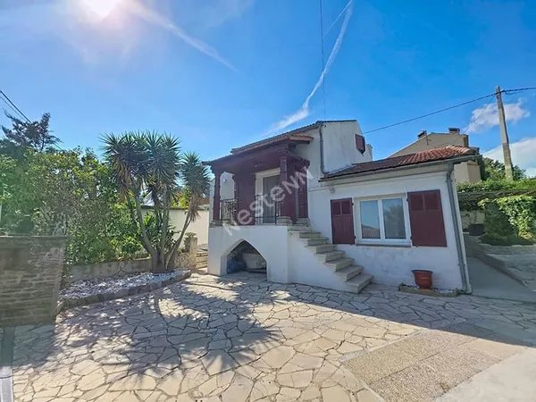 Maison Six Fours Les Plages 4 pièces - Proche mer
